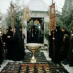 По тихим обителям. Православні монастирі України