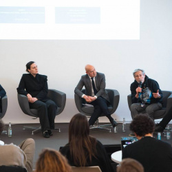 photo_5235931031137883479_y photo_5235931031137883479_y