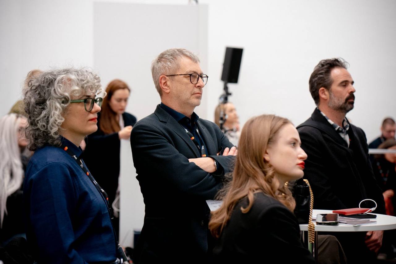 photo_5235931031137883486_y photo_5235931031137883486_y